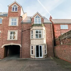 1, 19 Cleveland Terrace , Whitby United Kingdom