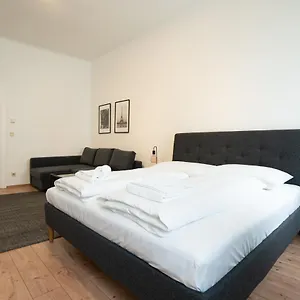 Lovely 1-bedroom Next To Praterstern Viena